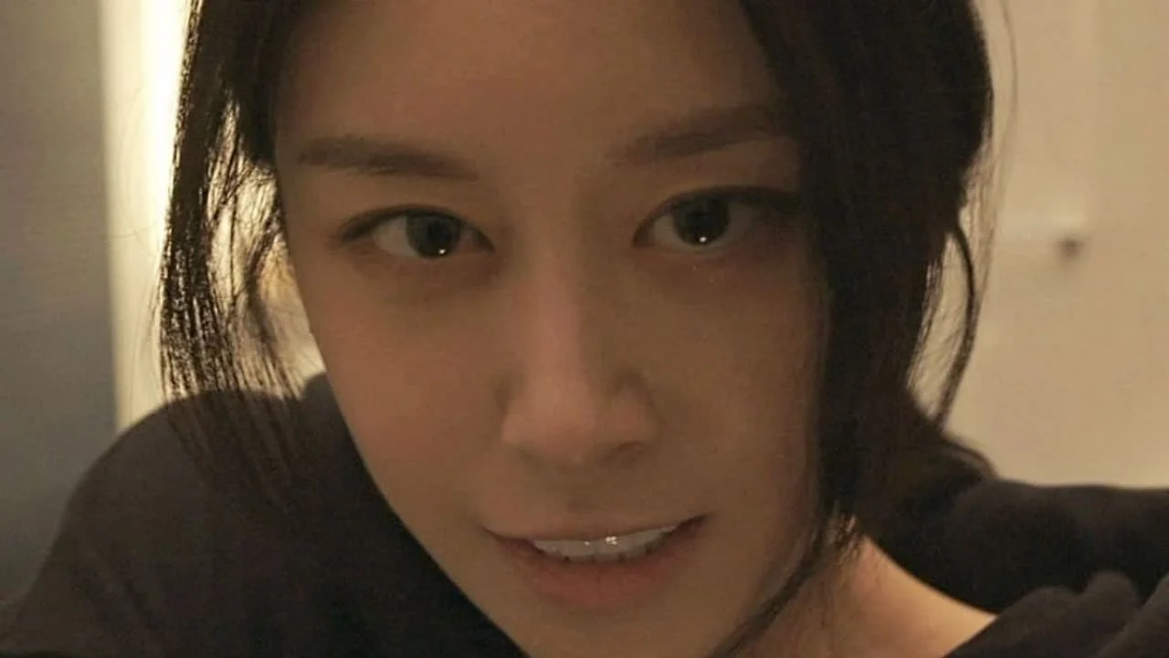 Hào Quang Đẫm Máu Full