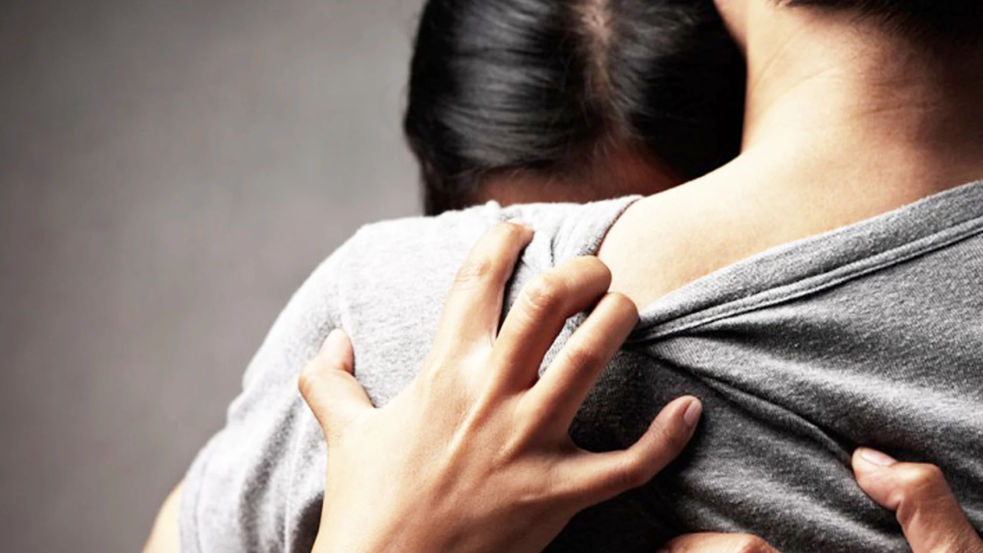 Ngoại Tình Với Anh Trai Sau Lưng Chồng Full